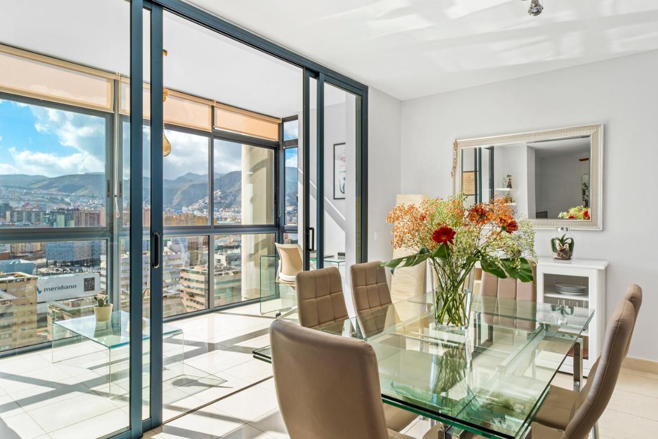 דירות סנטה קרוז דה טנריף Luxury Flat In Skyscraper מראה חיצוני תמונה